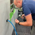 Laying the compressed air in the paint booth